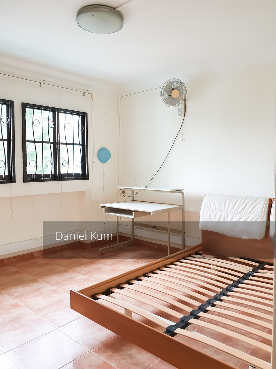 Blk 892A Tampines Avenue 8 (Tampines), HDB Executive #203065681